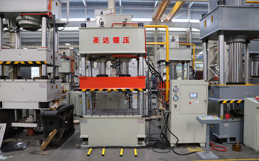 200噸四柱液壓機(jī)有多重？